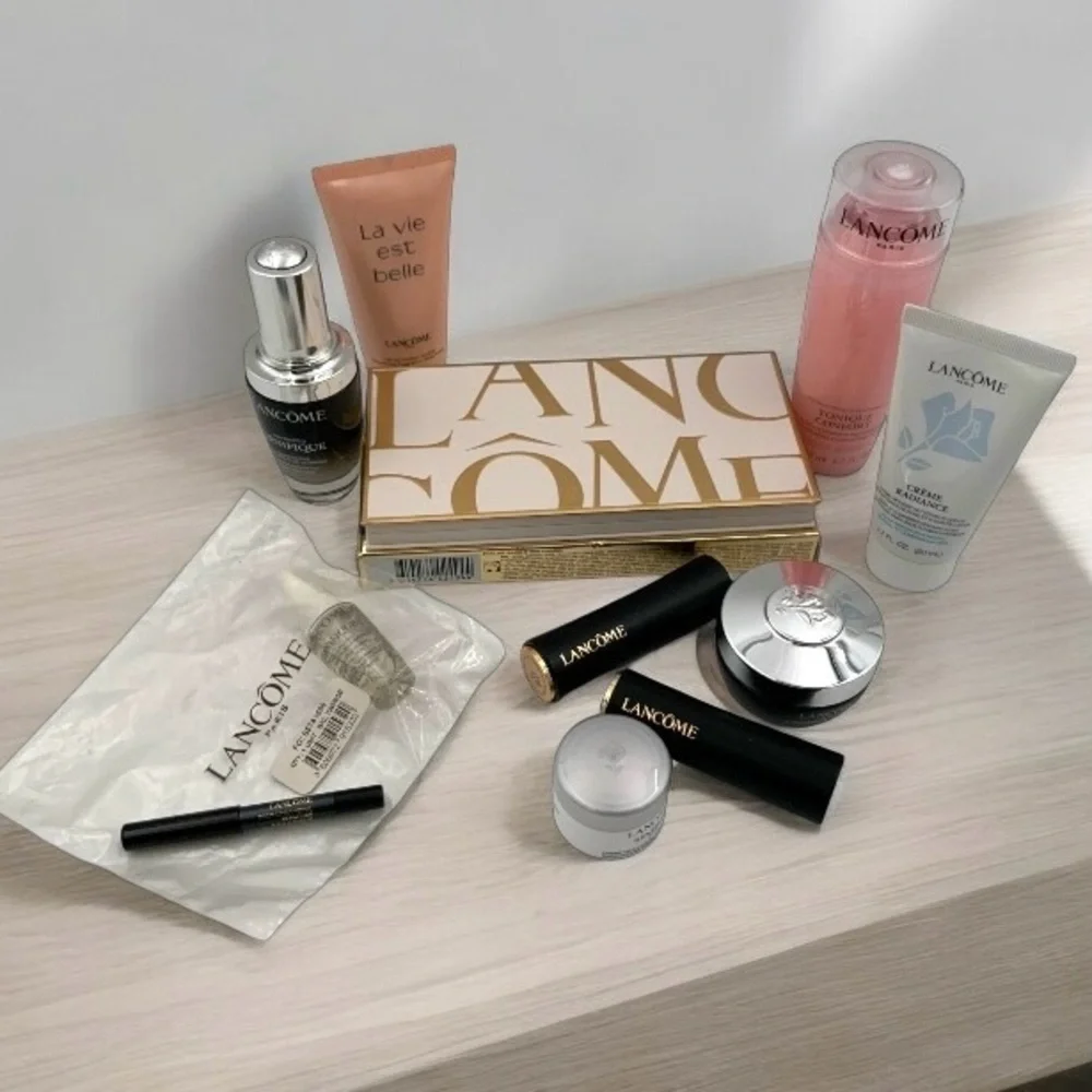 Lot Of New Lancôme Skincare, Makeup, Full Size, Travel Bag & Samples, $350 Plus! - Picture 3 of 6